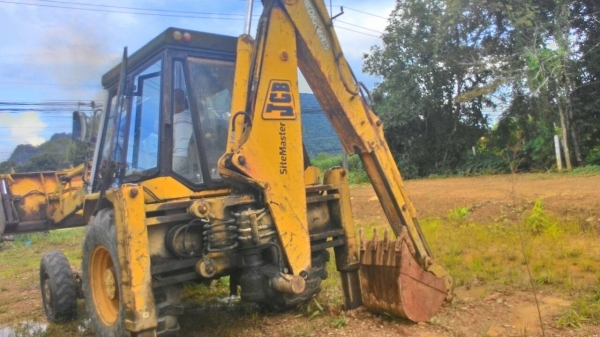 ขายรถตักหน้าขุดหลัง JCB 3 CX 2 เพลา ราคา 380000 ขายรถตักหน้าขุดหลัง JCB 3 CX 2 เพลา ราคา 380000