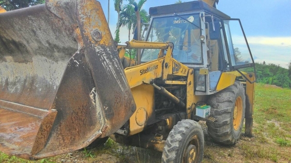 ขายรถตักหน้าขุดหลัง JCB 3 CX 2 เพลา ราคา 380000 ขายรถตักหน้าขุดหลัง JCB 3 CX 2 เพลา ราคา 380000