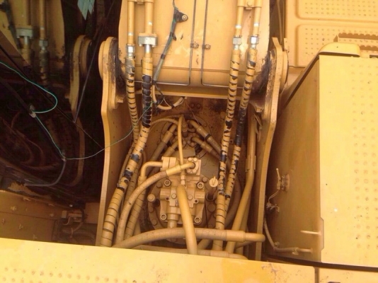 รถแบคโฮ  CAT 320 - D   ( รถทำงาน 1,xxx ชม. ) , ( มีขาย 2 คัน. )   สนใจติดต่อ 081 - 6079515