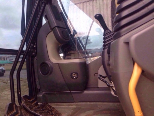 รถแบคโฮ  CAT 320 - D   ( รถทำงาน 1,xxx ชม. ) , ( มีขาย 2 คัน. )   สนใจติดต่อ 081 - 6079515