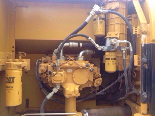 รถแบคโฮ  CAT 320 - D   ( รถทำงาน 1,xxx ชม. ) , ( มีขาย 2 คัน. )   สนใจติดต่อ 081 - 6079515