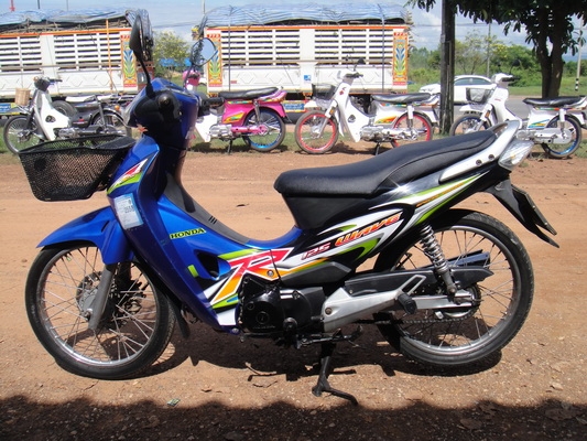 ขาย เวฟ 125 สีน้ำเงิน - ดำ สภาพสวยพร้อมใช้ ทะเบียนพร้อมชุดโอน ขาย เวฟ 125 สีน้ำเงิน - ดำ สภาพสวยพร้อมใช้ ทะเบียนพร้อมชุดโอน