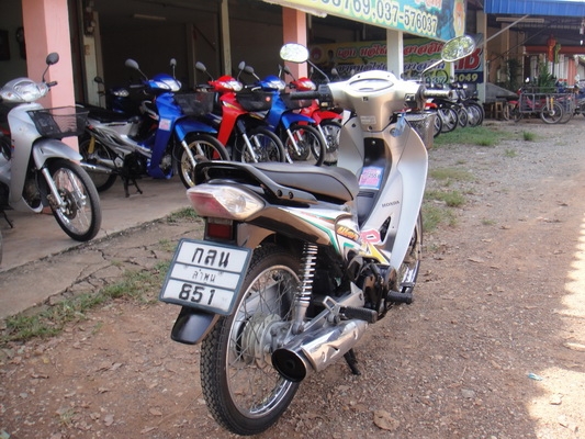 ขาย เวฟ 125 สีบอนด์ - ดำ สภาพสวยพร้อมใช้ ทะเบียนพร้อมชุดโอน