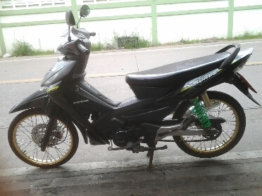 เวฟ100xปี51