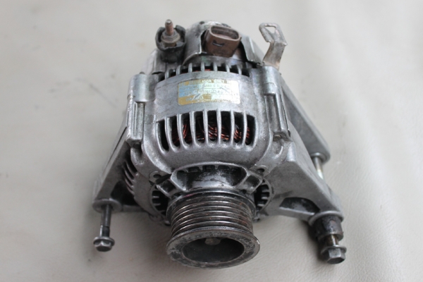 ขายไดชาร์จเครื่องโตโยต้าอัลติส3ZZ 1.6VVTI  สภาพดี ใช้งานได้ปกติ