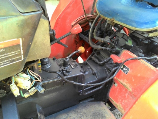 ขาย KUBOTA L2605 DT 2เพลา พร้อมดันหน้า มีเอกสารพร้อมโอน อะไหล่ศูนย์คูโบต้า  ราคา 130,000