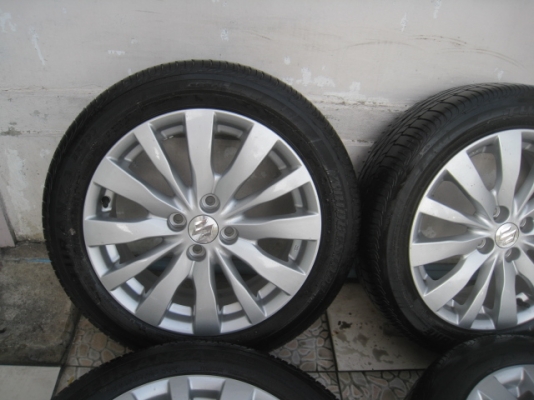 ขายล้อแม็กป้ายแดง Suzuki swift 16" พร้อมยางปี14 สนใจติดต่อเล็กคลองสามครับ 081-3747940