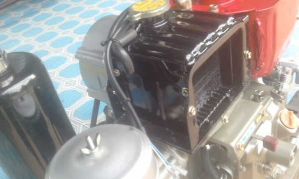 ต้องการขายเครื่องสูบน้ำ+ปั้ม4นิ้ว+แท่น มารับสินค้าเองลดเหลือ9000