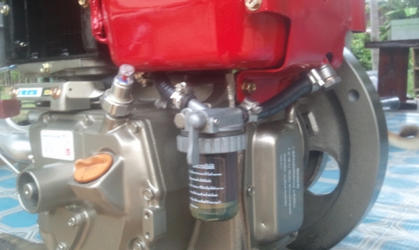 ต้องการขายเครื่องสูบน้ำ+ปั้ม4นิ้ว+แท่น มารับสินค้าเองลดเหลือ9000