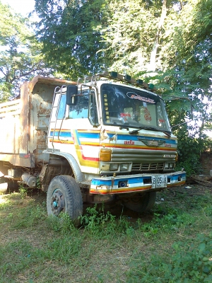 ขายสิบล้อดั๊มซูโม่227 สองเพลา ต่อรองได้