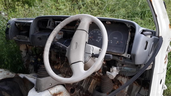 ขายหัวรถ Mitsubishi Canter เป็นอะไหล ขายหัวรถ Mitsubishi Canter เป็นอะไหล