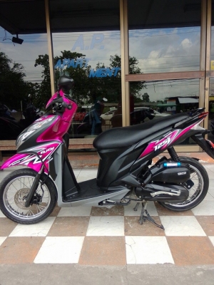 Honda Click 125 i ปี 2556 รุ่น Racing สีดำด้าน รุ่นใหม่ล่าสุด รถสวยวิ๊งสุดๆ Honda Click 125 i ปี 2556 รุ่น Racing สีดำด้าน รุ่นใหม่ล่าสุด รถสวยวิ๊งสุดๆ