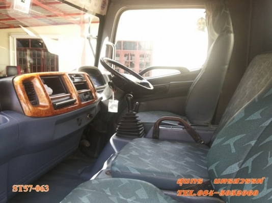 ขายด่วน รถบรรทุก 6 ล้อ HINO MEGA 150 แรงEURO-2 ตู้ 3 บาน รถห้างแท้ สภาพเดิมๆสวยมาก พร้อมใช้สุดๆ ราคาสุดคุ้ม