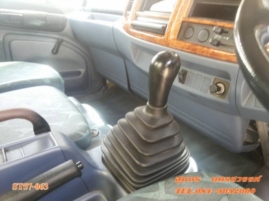 ขายด่วน รถบรรทุก 6 ล้อ HINO MEGA 150 แรงEURO-2 ตู้ 3 บาน รถห้างแท้ สภาพเดิมๆสวยมาก พร้อมใช้สุดๆ ราคาสุดคุ้ม