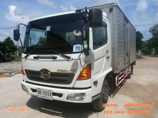 ขายด่วน รถบรรทุก 6 ล้อ HINO MEGA 150 แรงEURO-2 ตู้ 3 บาน รถห้างแท้ สภาพเดิมๆสวยมาก พร้อมใช้สุดๆ ราคาสุดคุ้ม