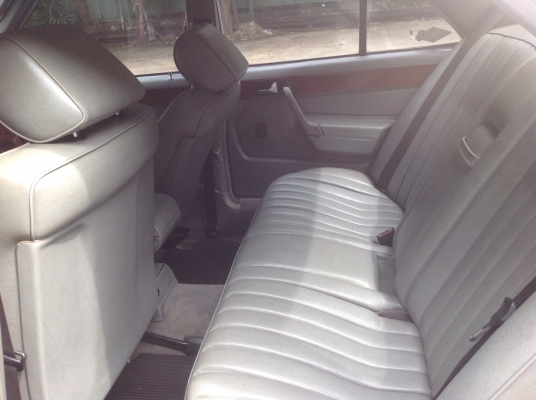 ขายคับbenz 1993โฉมw201เครื่อง1.8 i ขายคับbenz 1993โฉมw201เครื่อง1.8 i