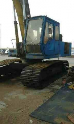 KOMATSU pc200-3 รถดีพร้อมใช้