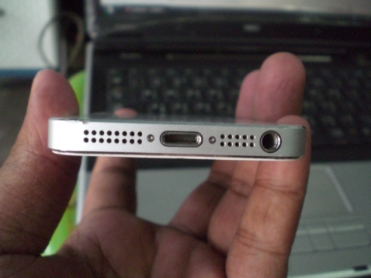 ขายIPHON 5 เครื่องนอกของแท้ทำเป็นไทยแล้ว