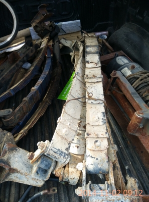 แหนบจิ๊ปมิตซู หน้ากว้าง j53 ตัดแซสซีมา  ใส่cj 5,cj6,cj7 cj3b  หรือรุ่นอื่นๆๆ   มาพร้อมเต้าและโตงเตงครบ สะดวกกว่า ใครแหนบล้า รีบจัดเลยครับ