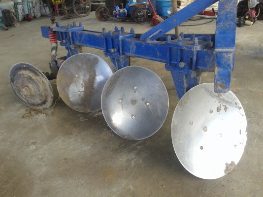 ขายผาน3ใส่Ford ใบใหญ่ ไถเข้าดีมากๆ ของ ส.เดชายนต์ พร้อมใช้