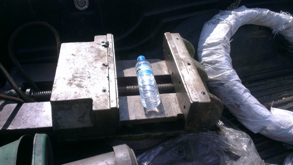 Sell> ขายปากกา งานกัด ญี่ปุ่น 380x300 cm ลึก 10 cm ปรับหมุนรอบตัวได้ ตัวใหญ่ สภาพดีครับ Sell> ขายปากกา งานกัด ญี่ปุ่น 380x300 cm ลึก 10 cm ปรับหมุนรอบตัวได้ ตัวใหญ่ สภาพดีครับ