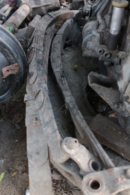 ขายเครื่องยนต์ SD 33 Nissan พร้อมเกียร์เป็น 4 WD ทั้งหมด มีทั้งคานหน้าคานหลัง กะทะล้อยางและแหนบ ทั้งชุด (ไม่มีใบคุม เหมาะสำหรับทำรถอีแต๋น) ขายเครื่องยนต์ SD 33 Nissan พร้อมเกียร์เป็น 4 WD ทั้งหมด มีทั้งคานหน้าคานหลัง กะทะล้อยางและแหนบ ทั้งชุด (ไม่มีใบคุม เหมาะสำหรับทำรถอีแต๋น)