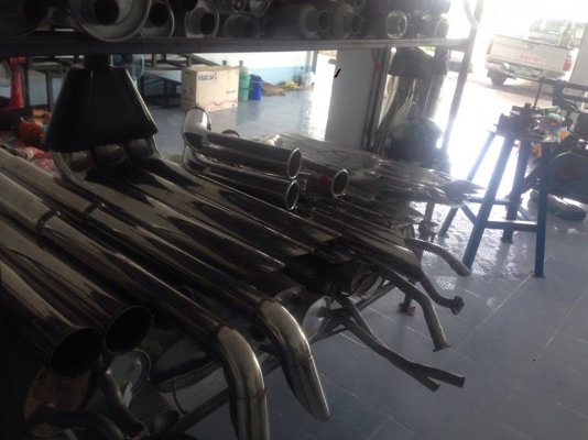 สำหรับผู้จะเปิดกิจการใหม่  ร้านท่อไอเสีย  ขายเหมาเปิดไม่ถึงเดือน ของอยู่ลพบุรี