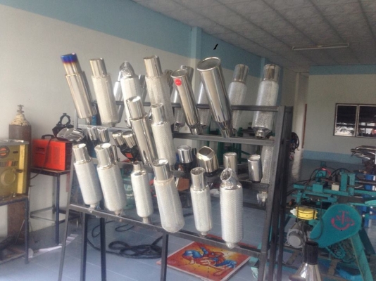 สำหรับผู้จะเปิดกิจการใหม่  ร้านท่อไอเสีย  ขายเหมาเปิดไม่ถึงเดือน ของอยู่ลพบุรี