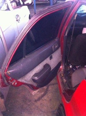 ขายไฮท็อก ตามสภาพครับแอร์ไม่เย็นครับ ทะเบียนขาดต่อสามปี16000บาทห้ามต่อ