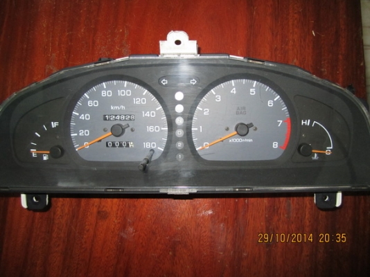 เรือนไมล์นิสสันซันนี่ b14 อนาล็อคและดิจิตอล