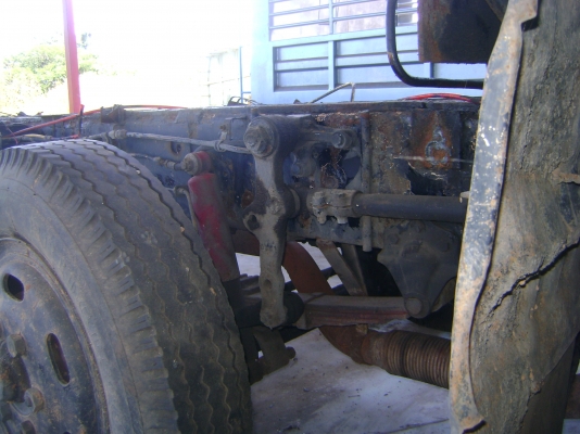 12ล้อ F18  เพลาดียว เครื่อง HO7D   195แรง  ราคา 485,000 บาท