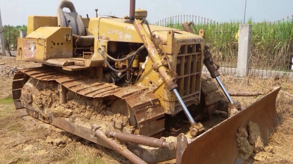 ขายรถแทร็กเตอร์D4Eตีนไก่รถสวยพร้อมใช้งานโว้หนาตัวเดิมเต็ม