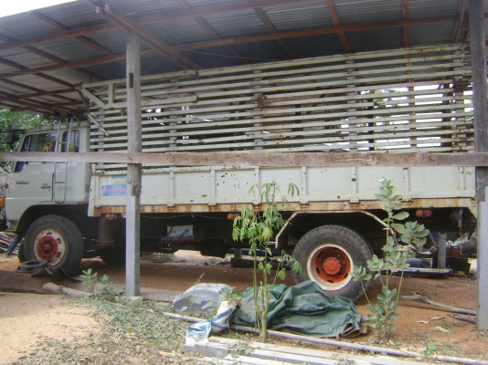 ( หกล้อหัวยาว) เปลี่ยนหัว F 17  เครื่อง 180 แรง  สโลกลาง  บรรทุกอ้อย //ทุกอย่างลงเล่มแล้ว  ราคา 400,000 บาท /// ราคา ใหม่