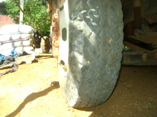 ( หกล้อหัวยาว) เปลี่ยนหัว F 17  เครื่อง 180 แรง  สโลกลาง  บรรทุกอ้อย //ทุกอย่างลงเล่มแล้ว  ราคา 400,000 บาท /// ราคา ใหม่