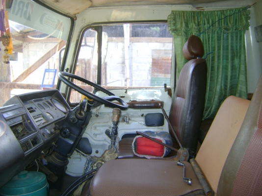 ( หกล้อหัวยาว) เปลี่ยนหัว F 17  เครื่อง 180 แรง  สโลกลาง  บรรทุกอ้อย //ทุกอย่างลงเล่มแล้ว  ราคา 400,000 บาท /// ราคา ใหม่