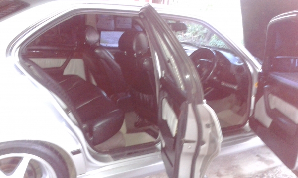 ขาย BMW 525i สวยสด ^-^ ขายแล้วครับ(ขอบคุณพี่เสือ)