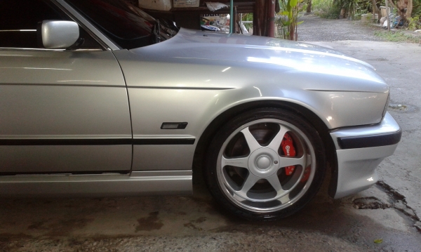 ขาย BMW 525i สวยสด ^-^ ขายแล้วครับ(ขอบคุณพี่เสือ)