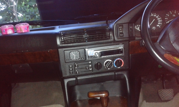 ขาย BMW 525i สวยสด ^-^ ขายแล้วครับ(ขอบคุณพี่เสือ)