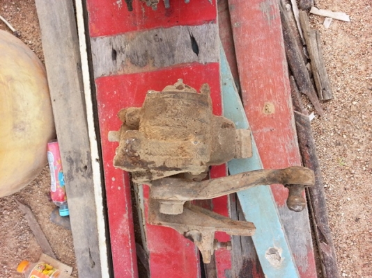 ขายกระปุกพวงมาลัย Hino รุ่น KM มี 3 ชุด