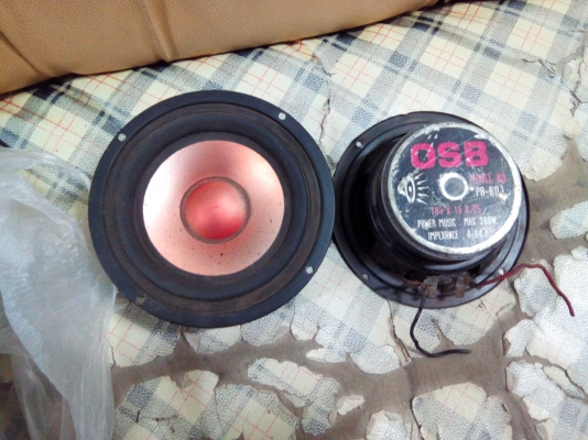 ขายลำโพง5" 1คู่ 200บาท