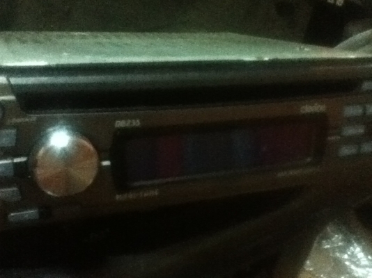 ขายวิทยุ Clrion รุ่น DB235เล่น CD หัวอ่านดีขายถูกๆ600.- ขายวิทยุ Clrion รุ่น DB235เล่น CD หัวอ่านดีขายถูกๆ600.-