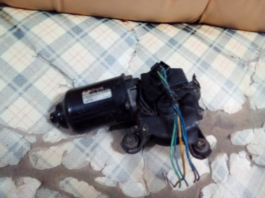 มอเตอร์ปัดน้ำฝนโตโยต้าหน้ายิ้ม,หน้ายัก ราคา700บาท