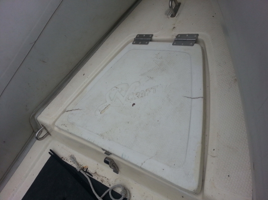 ขายเรือยางท้องไฟเบอร์ครับ ขายเรือยางท้องไฟเบอร์ครับ