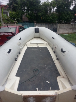 ขายเรือยางท้องไฟเบอร์ครับ ขายเรือยางท้องไฟเบอร์ครับ