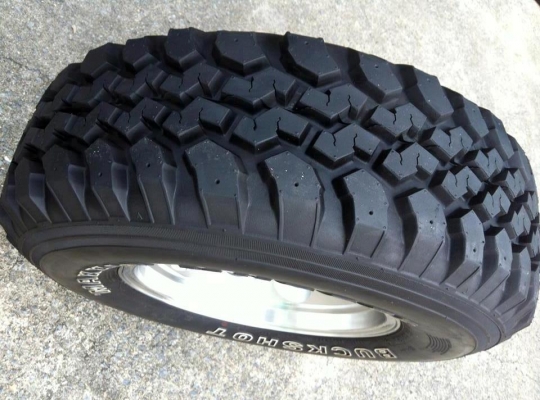 ขายยางMud-Terrain Maxxis MT-754 Buckshot 265 75 r16 ปี14 +แม็กลายMickey 16x8 ET-0 สวยมาก