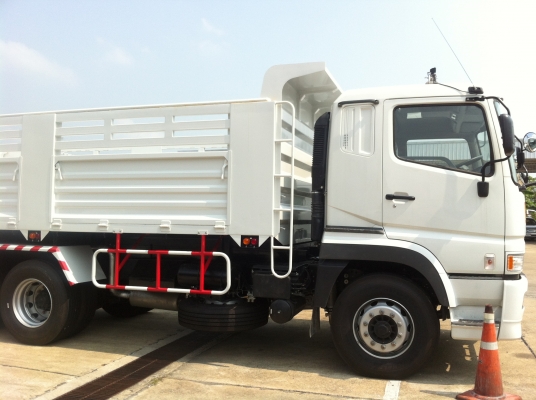 ขายรถบรรทุก10ล้อ ฟูโซ่ โชกุน 380 แรงม้า(ตัวใหม่)