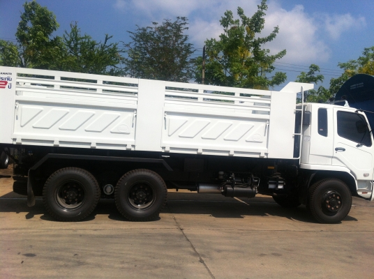 ขายฟูโซ่ 240 แรงม้า 10เกียร์ พร้อมดั๊มพ์(ราคาพิเศษ)