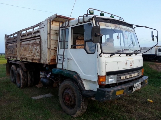 ขายMITSUBISHI FN527M-A เครื่อง6D16TERBO 10สปีด พ.เพาเวอร์ เบรกทิฟฟี่ เครื่องดี แคชซีสวย2เพลา เอกสารพร้อมโอน จัดไฟแนนซ์ได้ เงื่อนไขง่ายๆวันเดียวรับรถ สนใจโทร 090-8588220คุณนะ ID:narong498 หรือ www.truck.in.th/498
