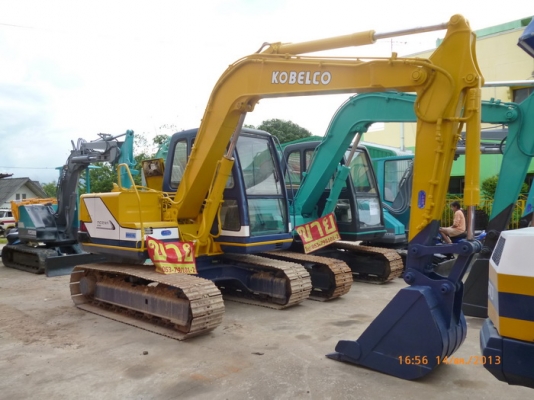 ขายรถขุด  KOBELCO SK60-1