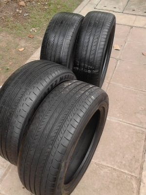 215/55R17 YOKOHAMA ADVAN dB decibel มี 2 เส้น ปี2012 TEL.081-427-3941 215/55R17 YOKOHAMA ADVAN dB decibel มี 2 เส้น ปี2012 TEL.081-427-3941